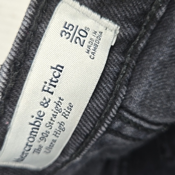 Abercrombie & Fitch 90s Straight Ultra High Rise Jeans 35W - Picture 8 of 8